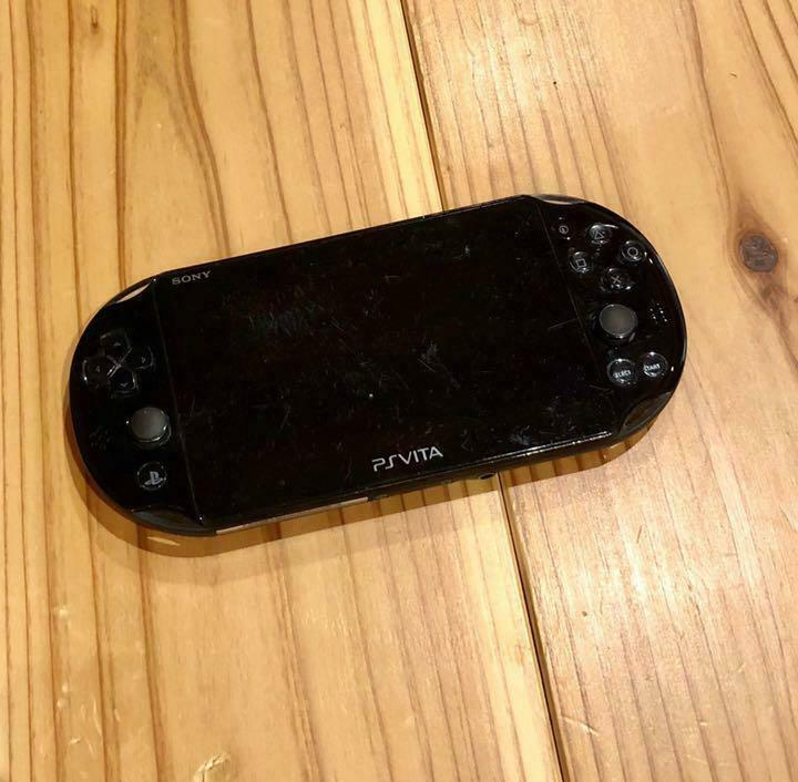 PlayStation Vita Black Battery Charger, Main Unit Case 8GB With Minecarft Used